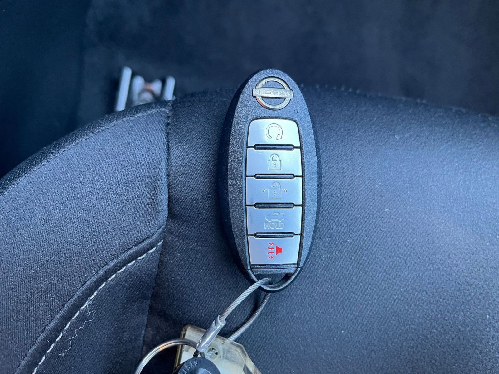 Used 2025 Nissan Altima 2.5 SV FWD image 21