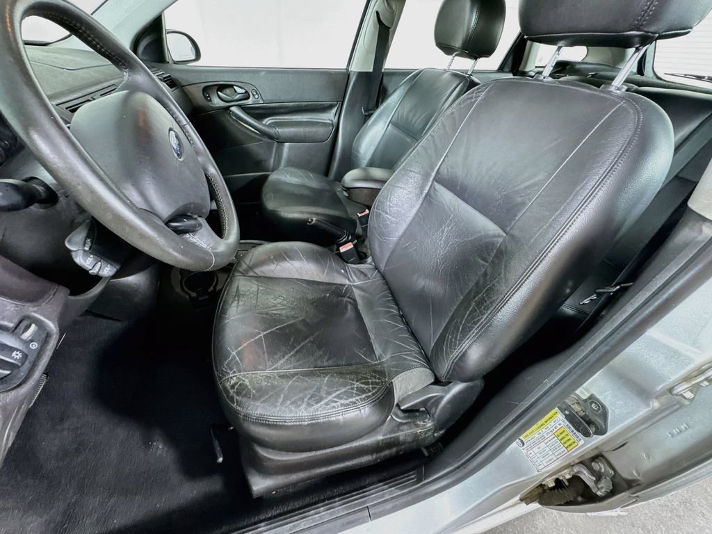 Used 2007 Ford Focus S FWD image 22
