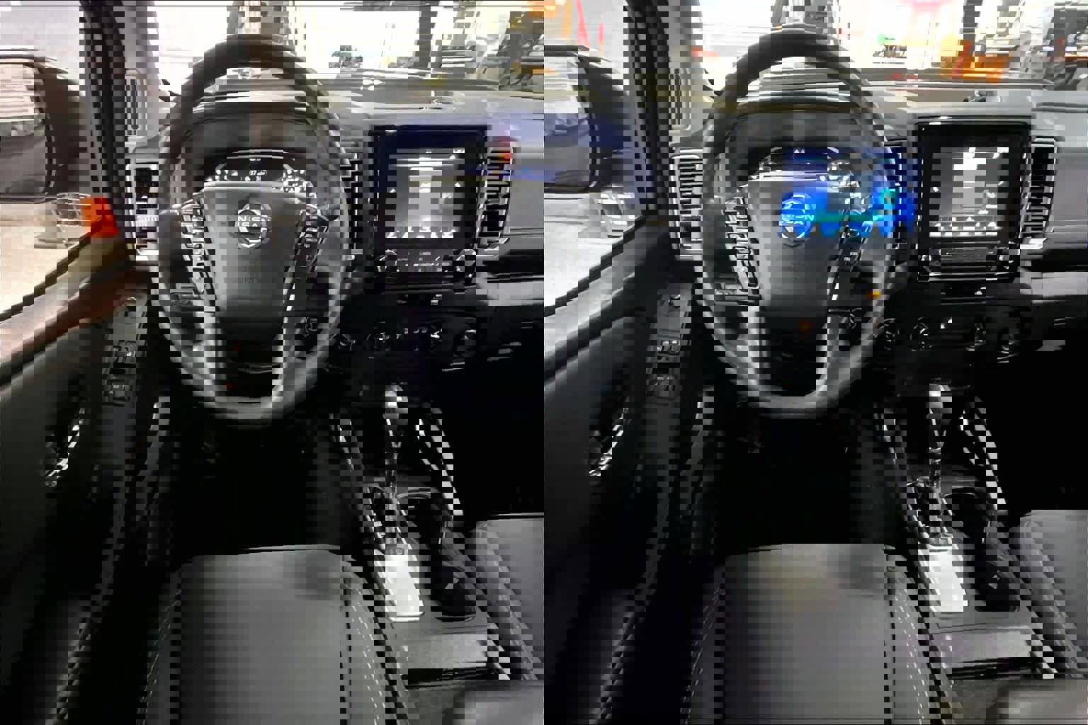 Used 2024 Nissan Frontier SV image 6