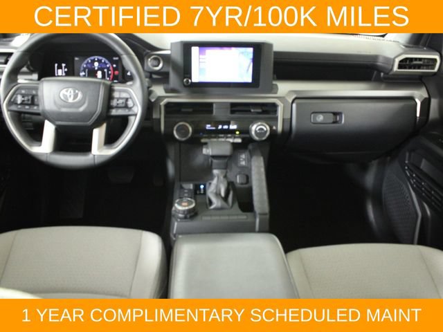 Used 2025 Toyota 4Runner SR5 AWD/4WD image 14