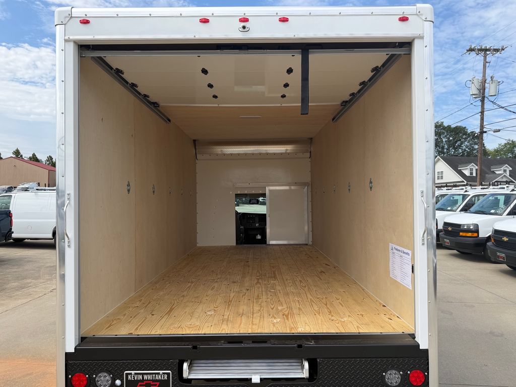 New 2026 Chevrolet Express 3500 w/ Power Convenience Package RWD image 7