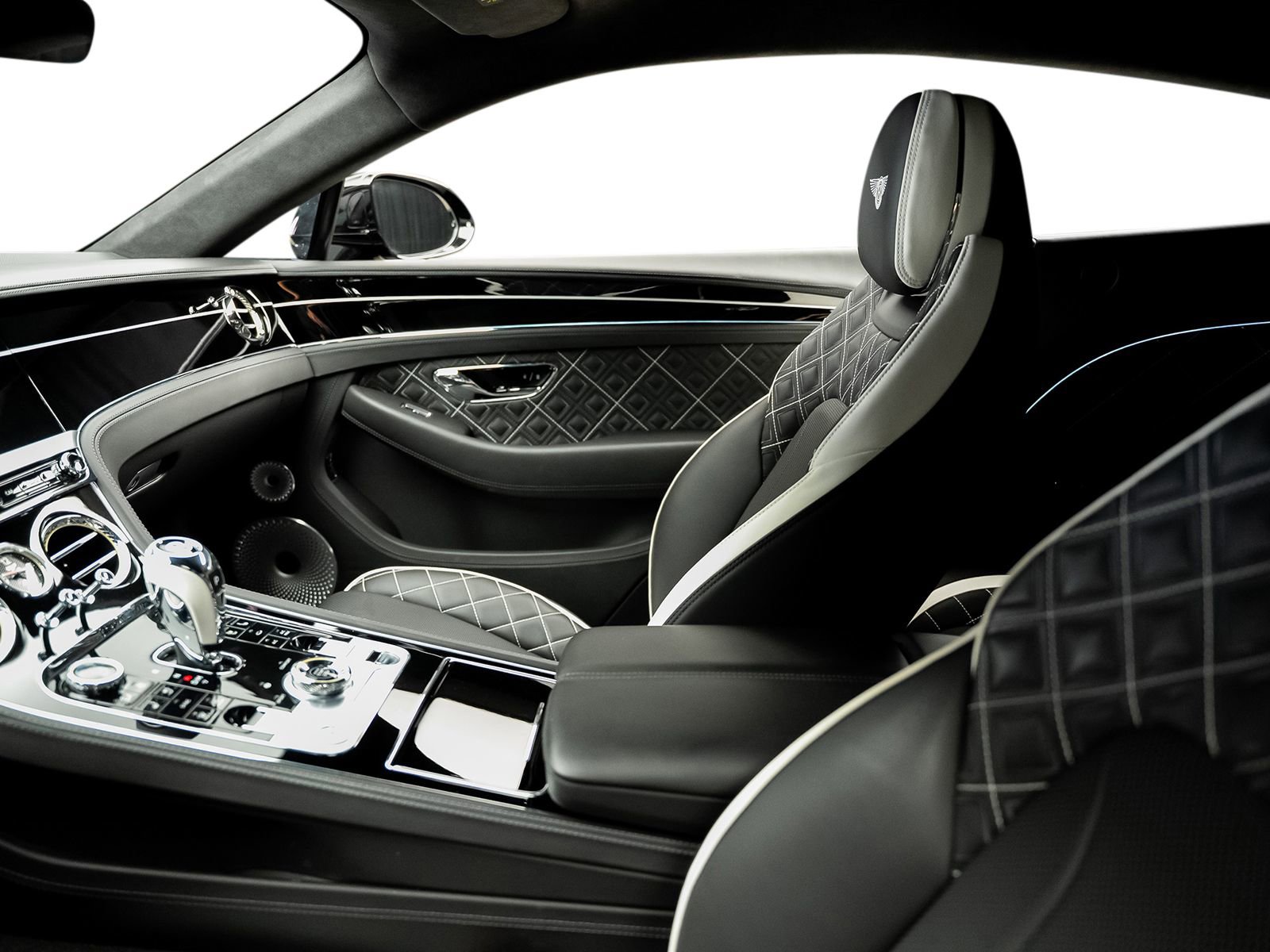 Used 2022 Bentley Continental GT AWD/4WD image 61
