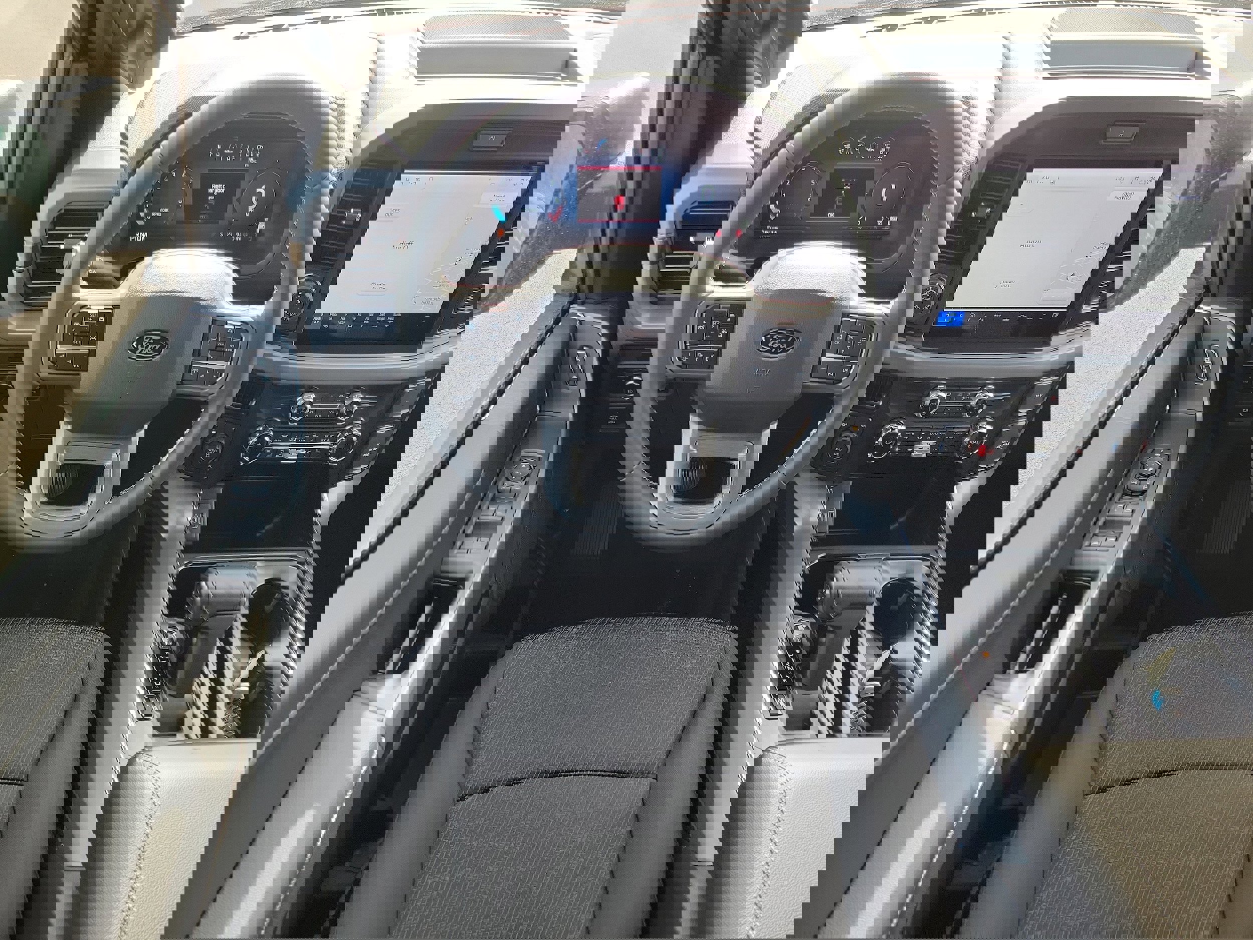 New 2026 Ford F150 XLT w/ Equipment Group 302A MID image 14