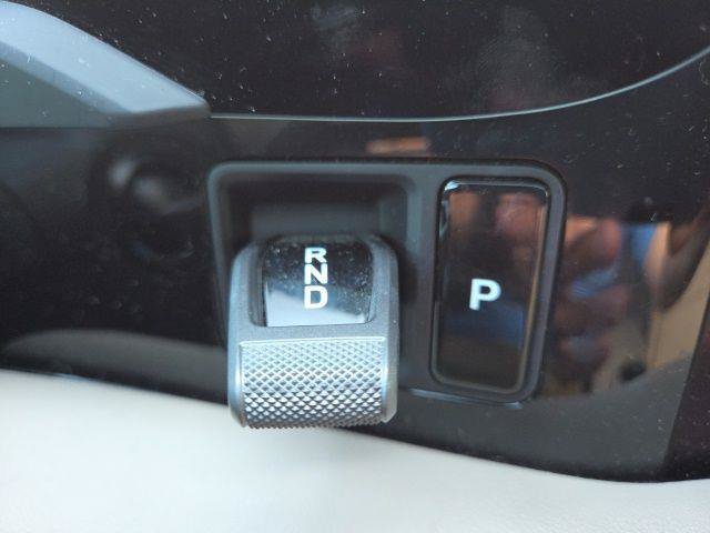 Used 2025 Porsche Taycan RWD image 48