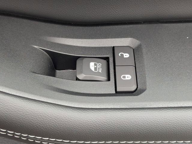 New 2026 Jeep Grand Cherokee Altitude AWD/4WD image 35