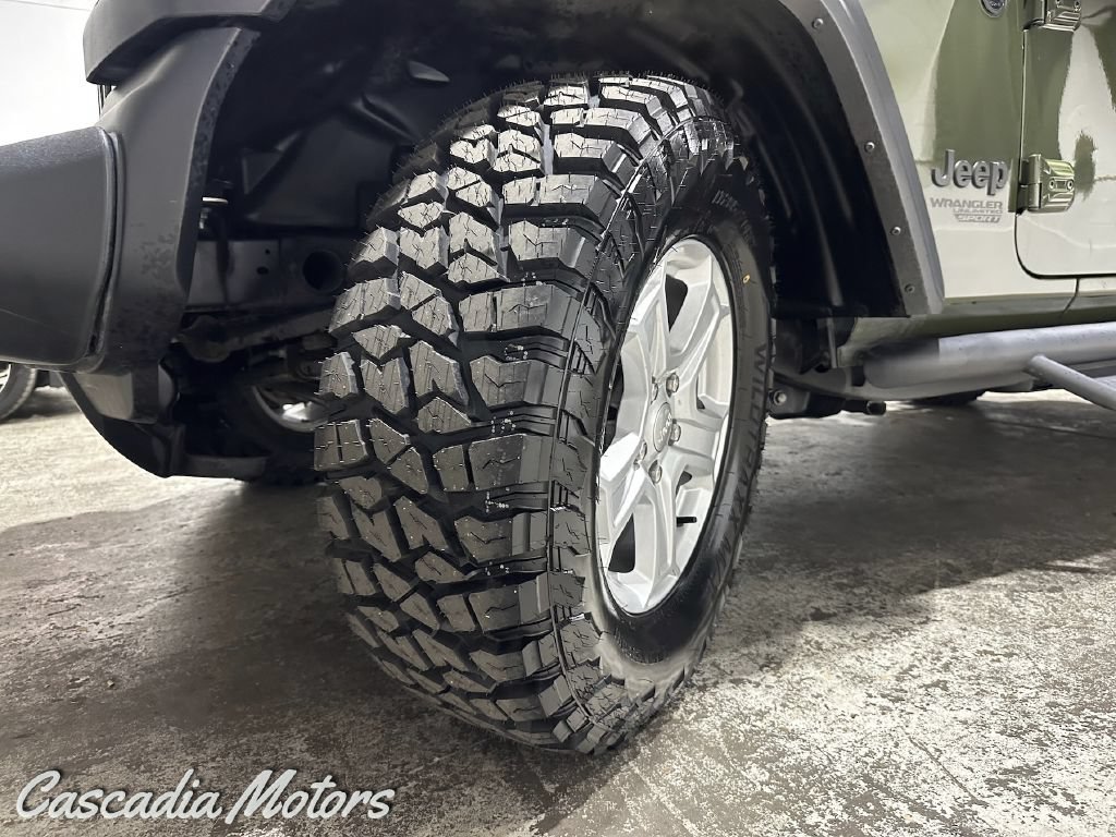 Used 2021 Jeep Wrangler Unlimited Sport AWD/4WD image 32