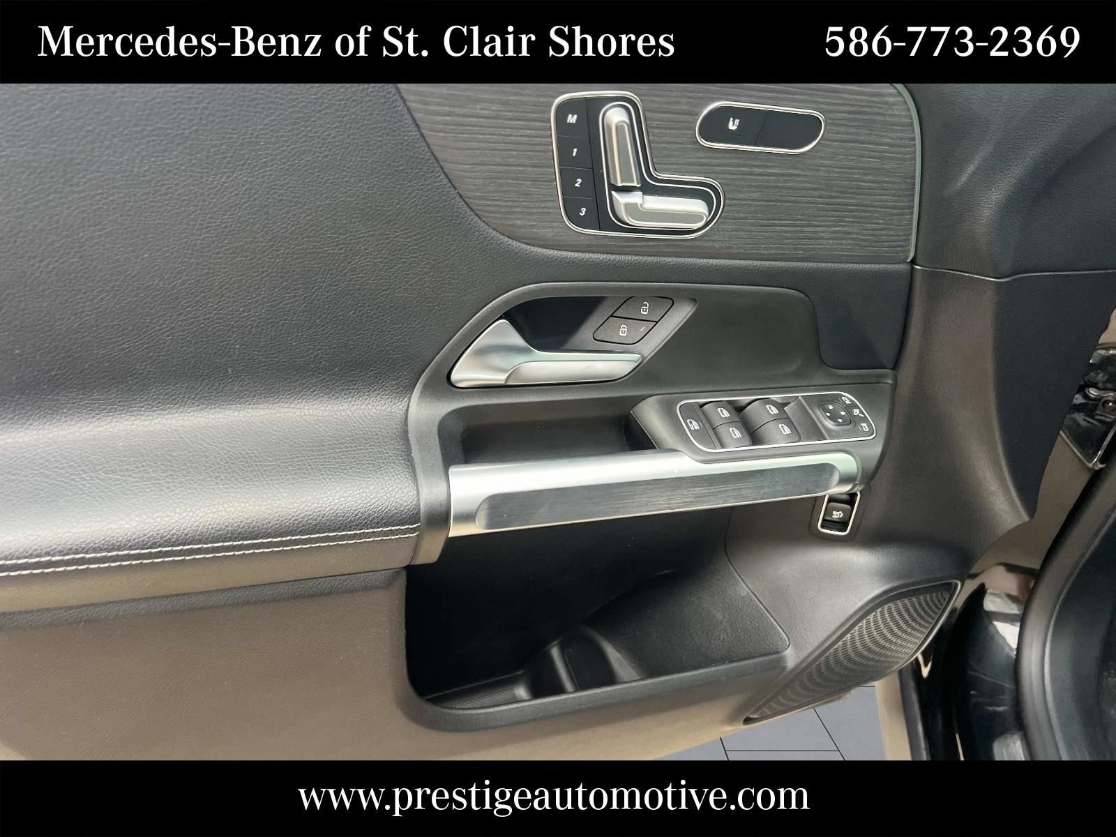 Used 2021 Mercedes-Benz GLB 35 AMG 4MATIC image 15