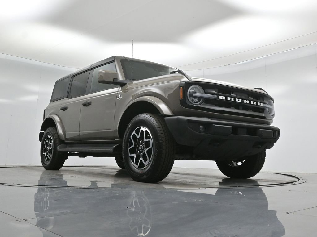 New 2026 Ford Bronco Outer Banks AWD/4WD image 45