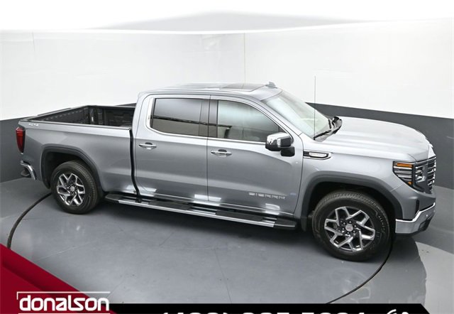 New 2026 GMC Sierra 1500 SLT image 17