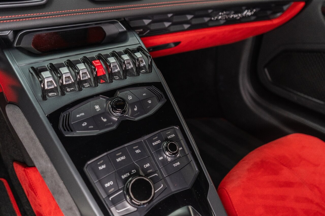 Used 2015 Lamborghini Huracan LP 610-4 image 60