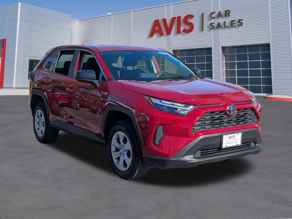 Used 2025 Toyota RAV4 LE image 3