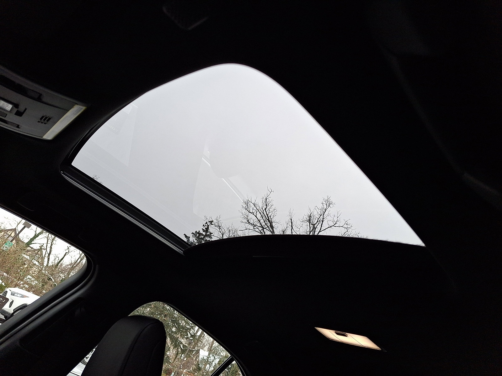 Certified 2022 Lexus UX 250h w/ Premium Package image 15