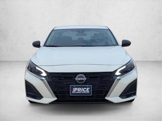 Used 2025 Nissan Altima 2.5 SV FWD video 2