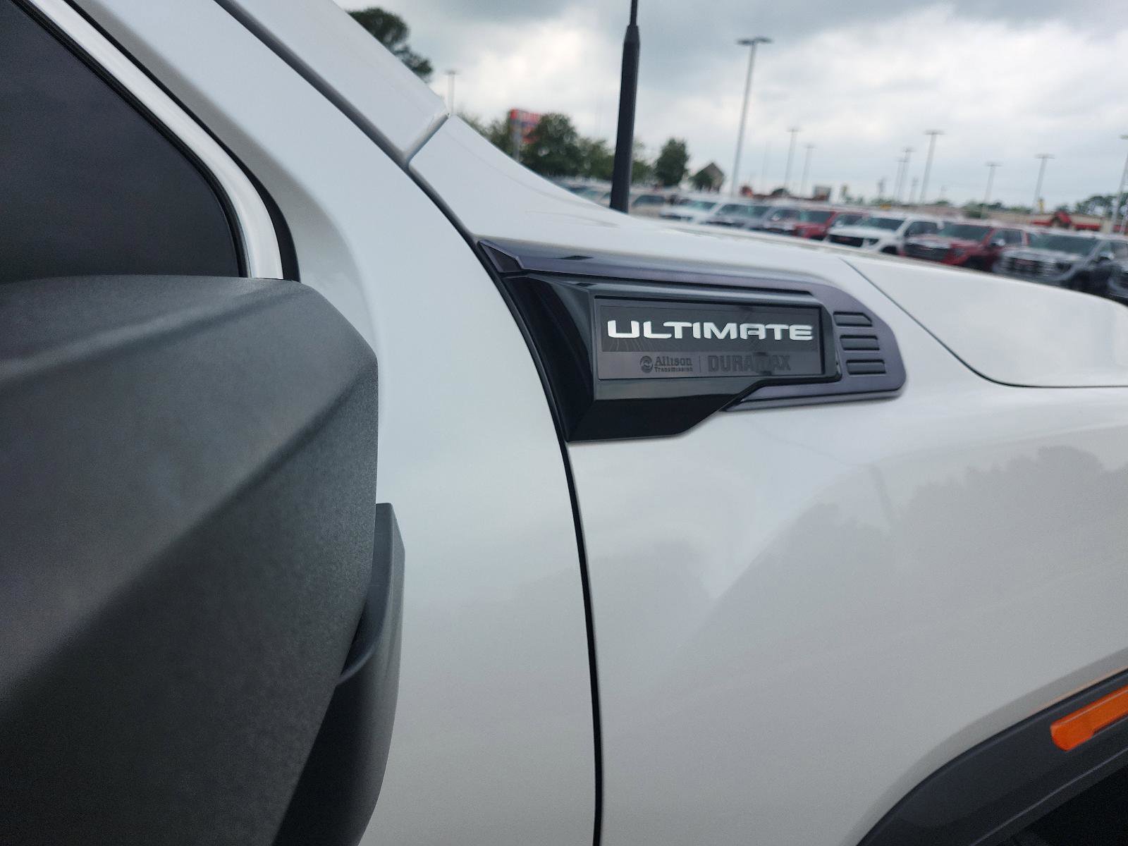 Used 2024 GMC Sierra 2500 Denali Ultimate AWD/4WD image 8