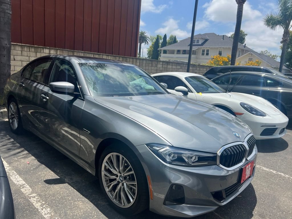 Used 2023 BMW 330e w/ Driving Assistance Package RWD image 2