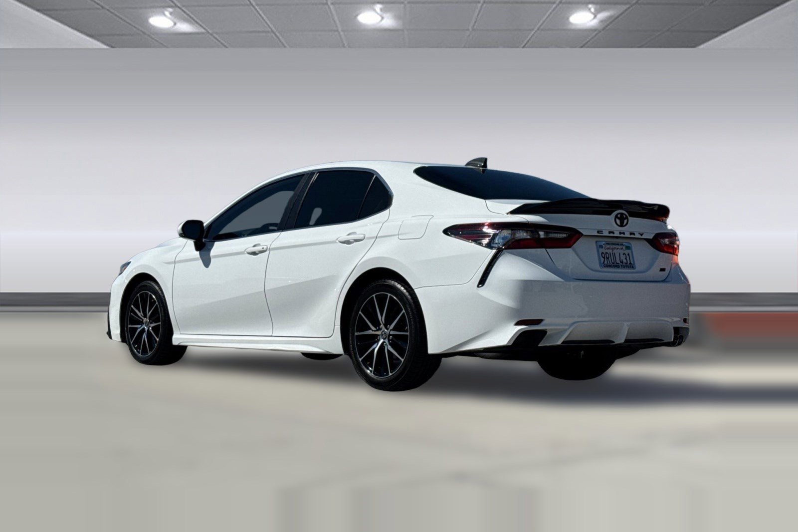 Certified 2023 Toyota Camry SE w/ Convenience Package image 7