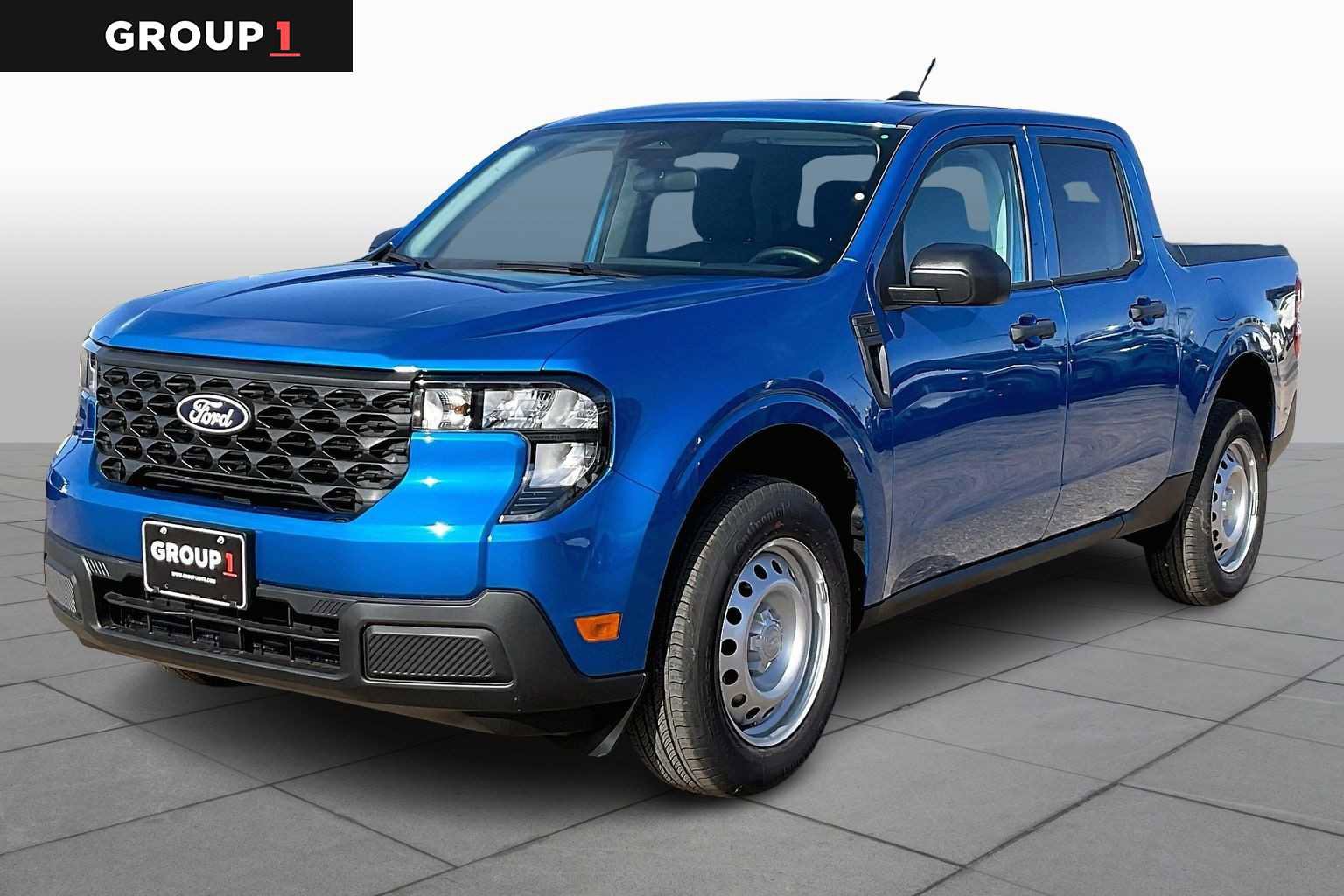 New 2025 Ford Maverick XL image 1