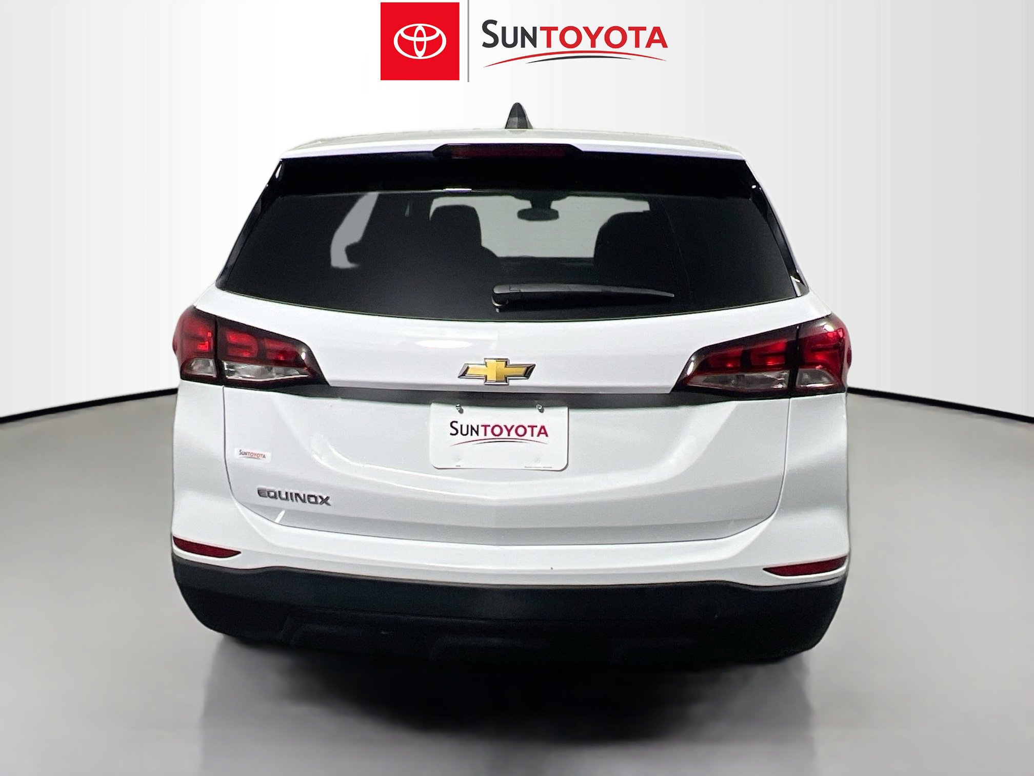 Used 2023 Chevrolet Equinox LS w/ LS Convenience Package image 5