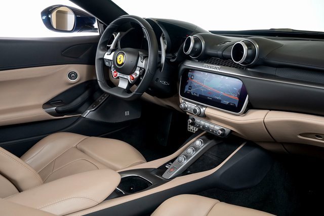Used 2019 Ferrari Portofino image 48
