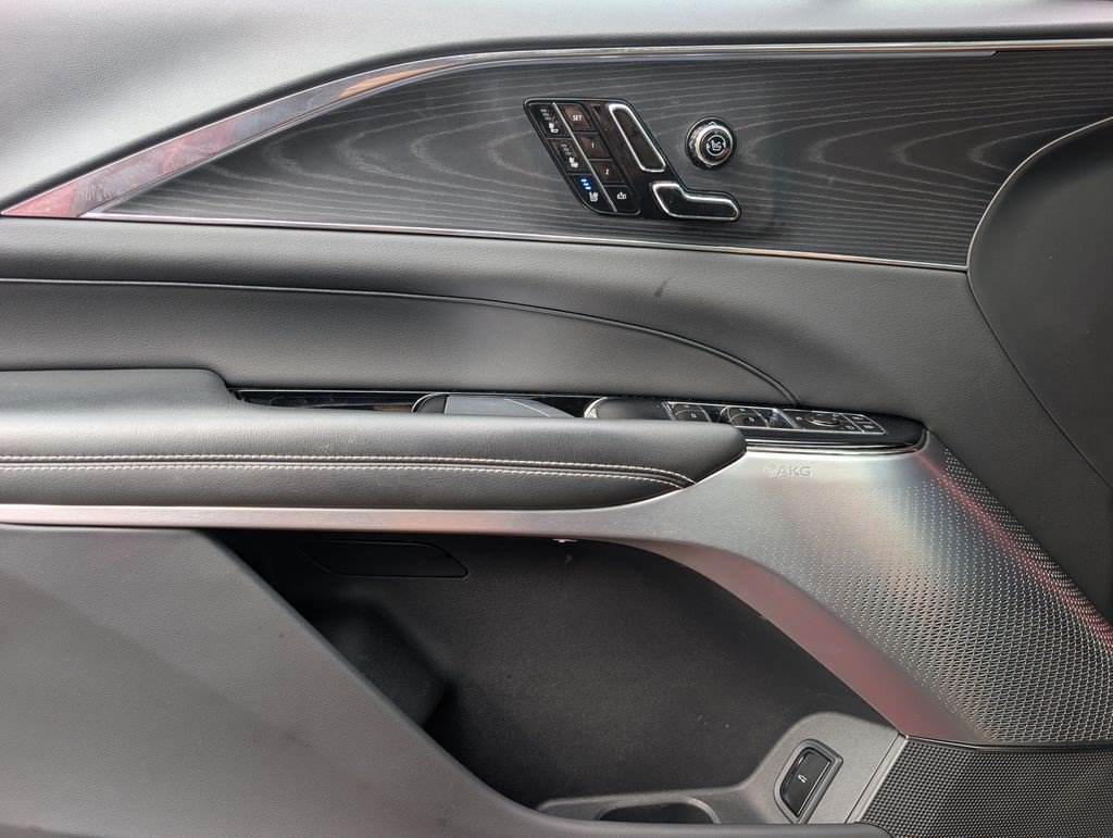 Certified 2024 Cadillac Lyriq Sport AWD/4WD image 17