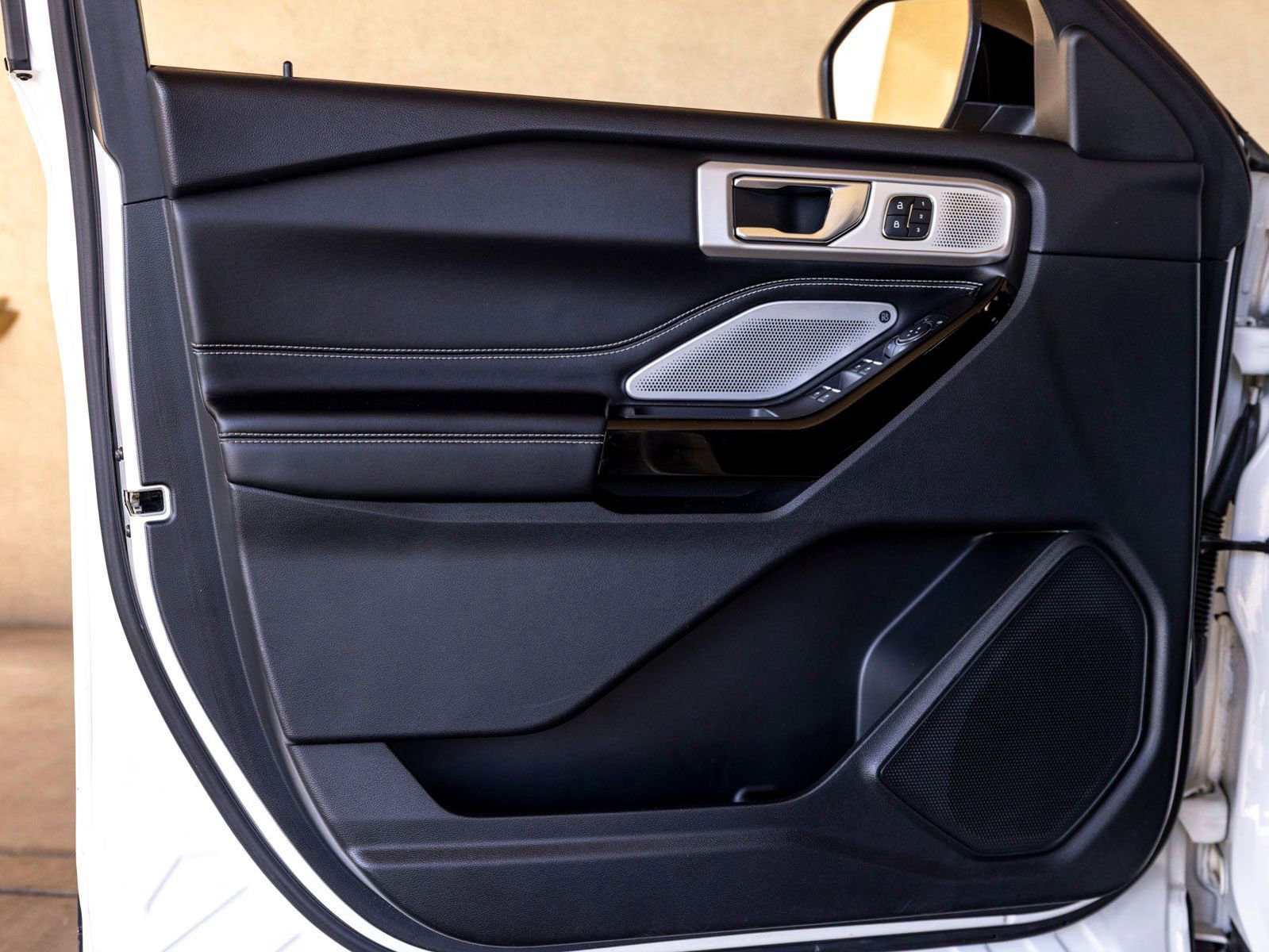 Used 2021 Ford Explorer ST w/ Equipment Group 401A image 12