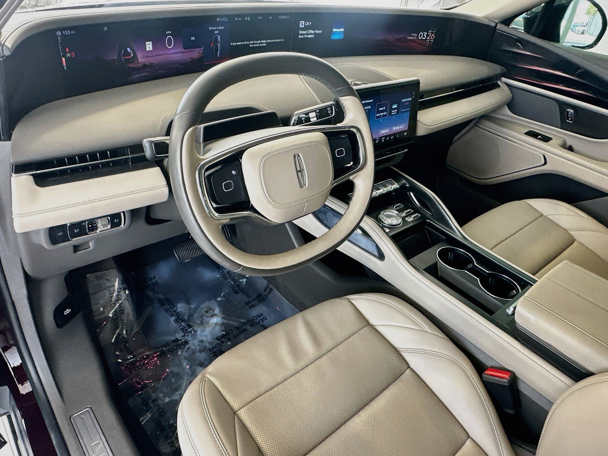 Used 2024 Lincoln Nautilus Premier AWD/4WD image 9