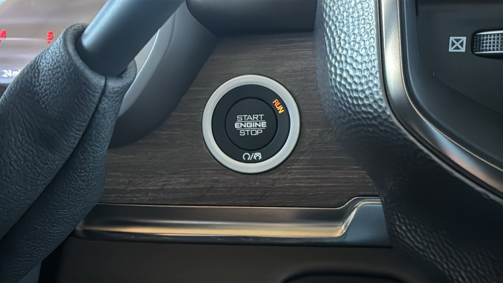 New 2026 RAM 2500 Limited AWD/4WD image 37