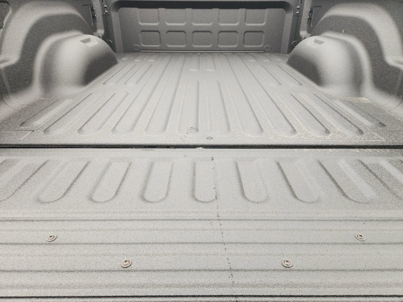 New 2026 RAM 2500 Laramie AWD/4WD image 25