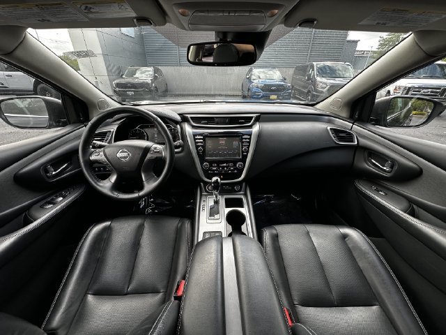 Used 2020 Nissan Murano SL w/ Moonroof Package AWD/4WD image 3