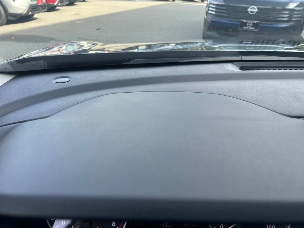 Certified 2025 Nissan Sentra SR w/ SR Premium Package image 25