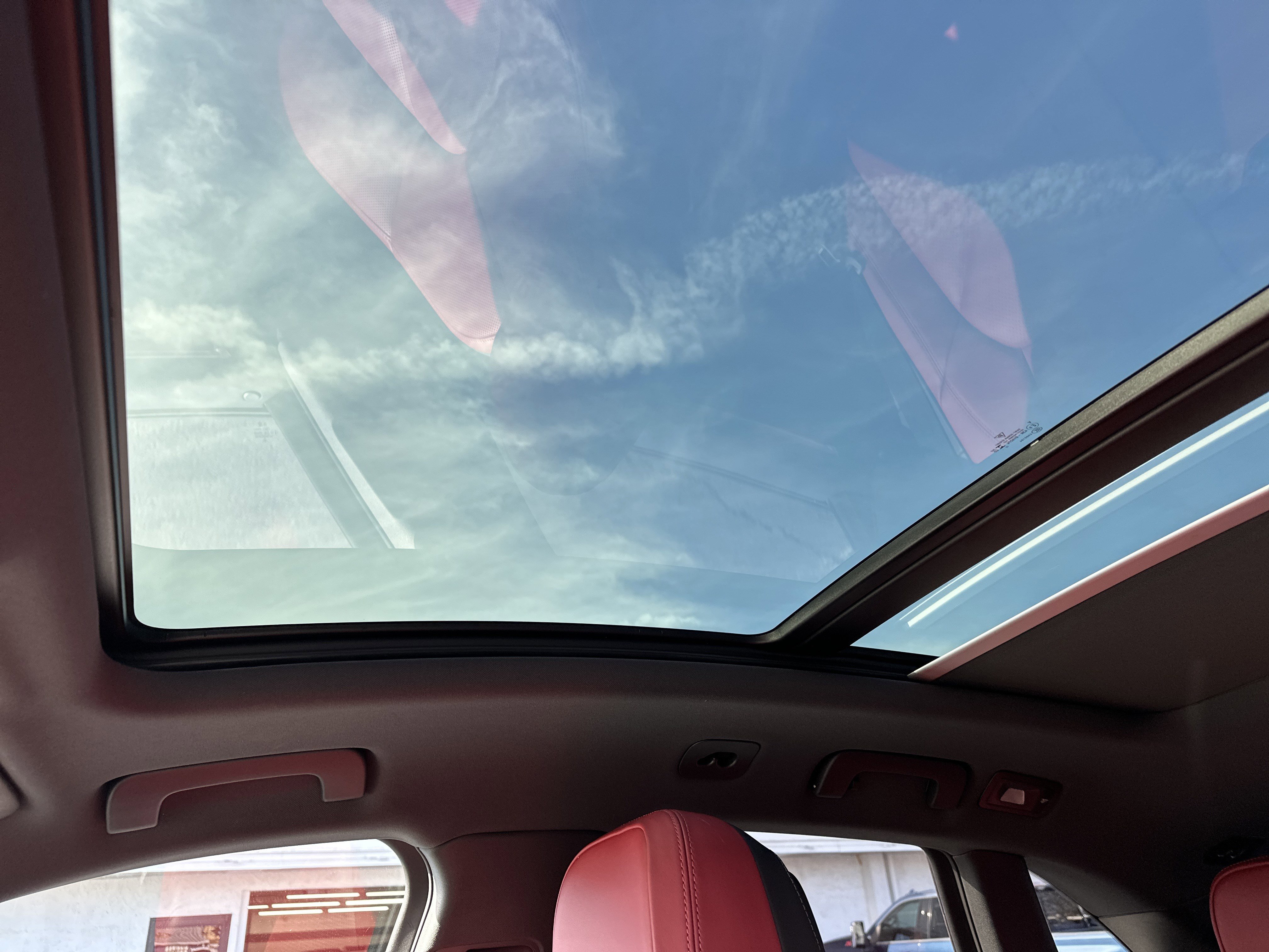 Used 2023 Porsche Macan image 23