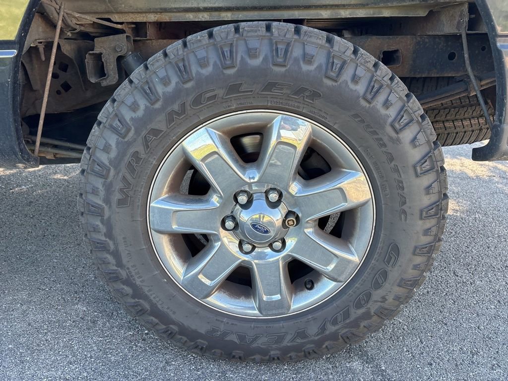 Used 2014 Ford F150 XLT w/ Equipment Group 302A Luxury AWD/4WD image 7