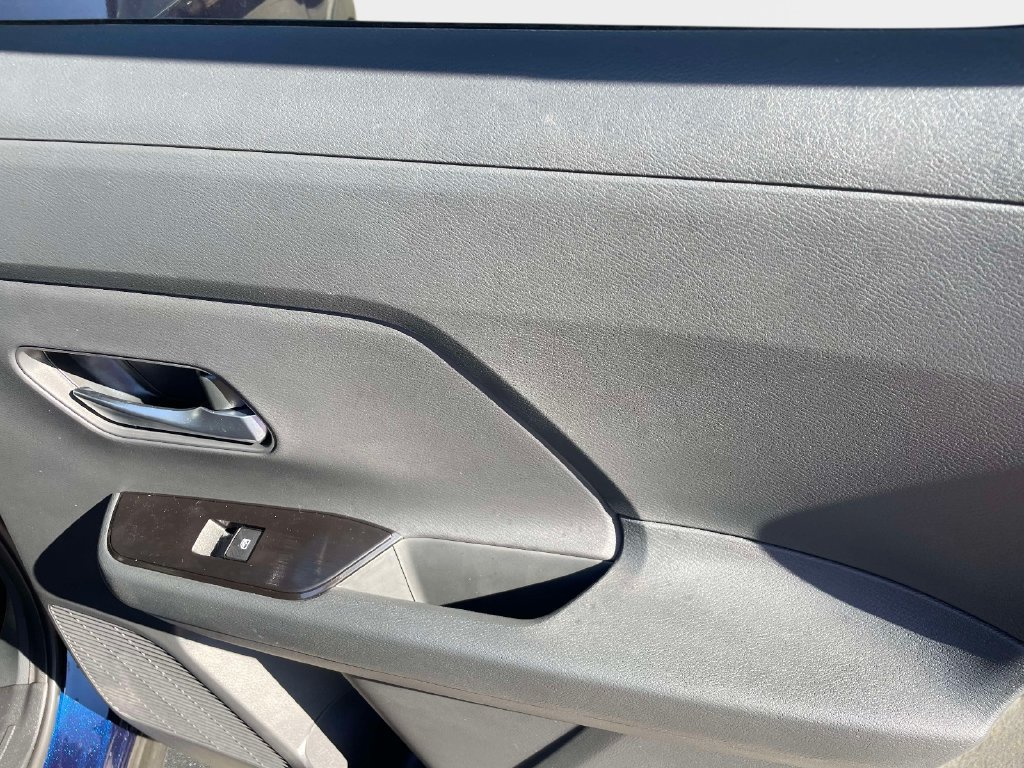 New 2027 Nissan Kicks SV AWD/4WD image 11