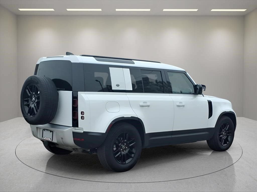 Used 2024 Land Rover Defender 110 S AWD/4WD image 6