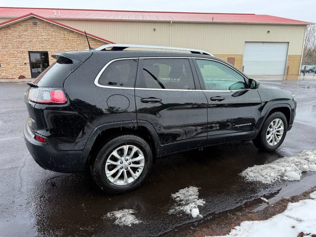 Used 2019 Jeep Cherokee Latitude w/ Popular Appearance Group AWD/4WD image 4