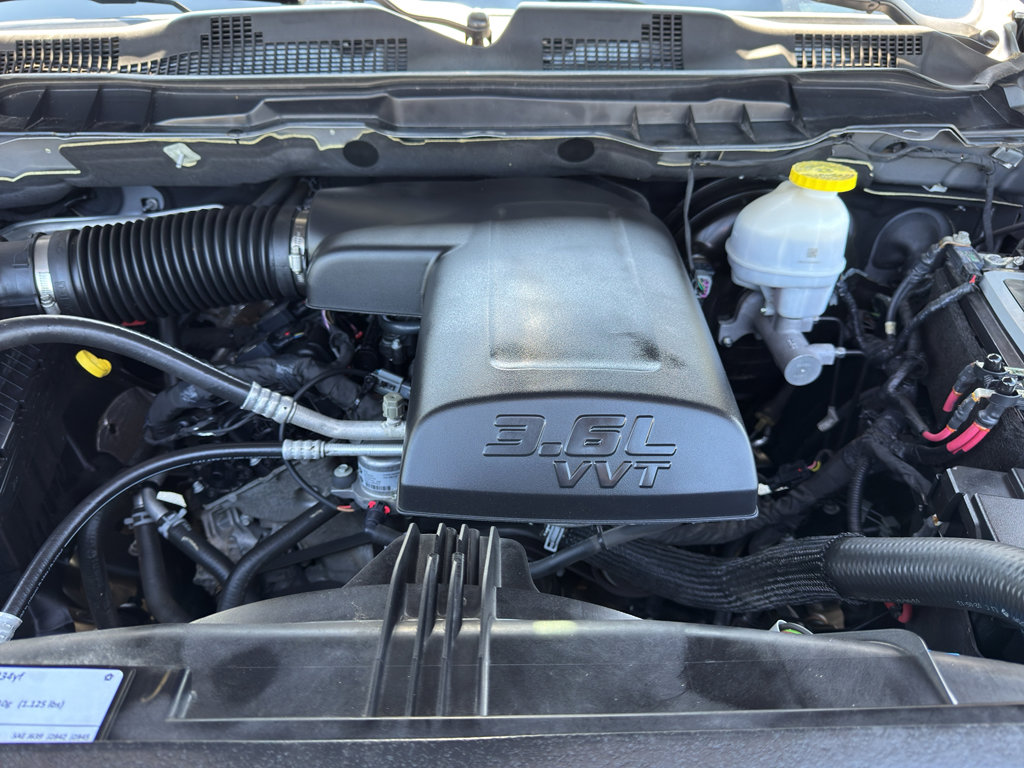 Used 2024 RAM 1500 Classic SLT image 33