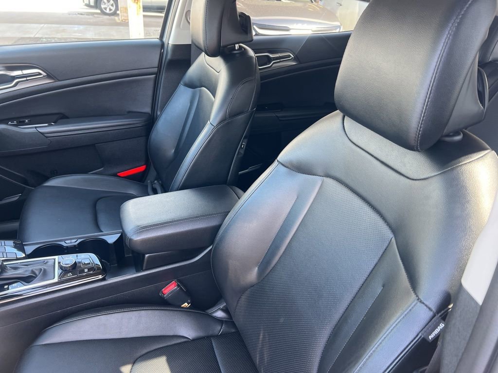 Certified 2023 Kia Sportage EX image 5