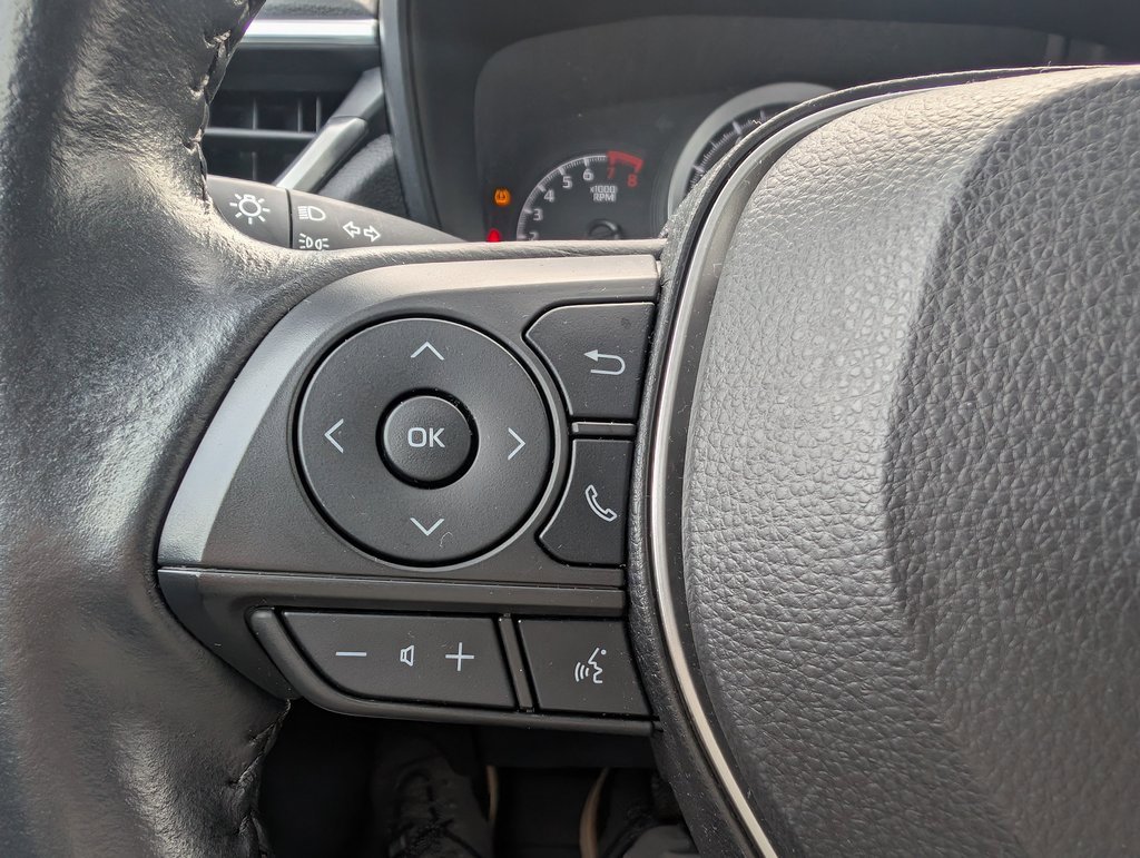 Used 2022 Toyota Corolla Cross LE image 24