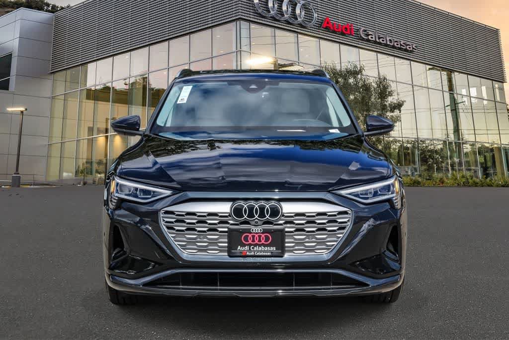 Used 2024 Audi Q8 e-tron Premium Plus AWD/4WD image 6