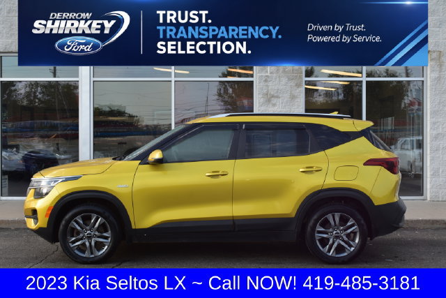 Used 2023 Kia Seltos LX AWD/4WD image 2