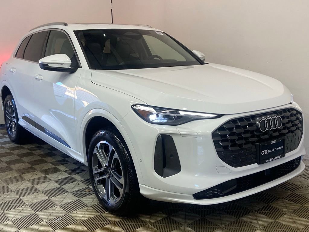 New 2025 Audi Q5 Premium Plus