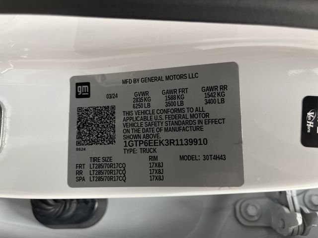 Used 2024 GMC Canyon AT4X image 42