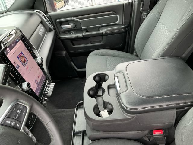 Used 2026 RAM 2500 Big Horn AWD/4WD image 25