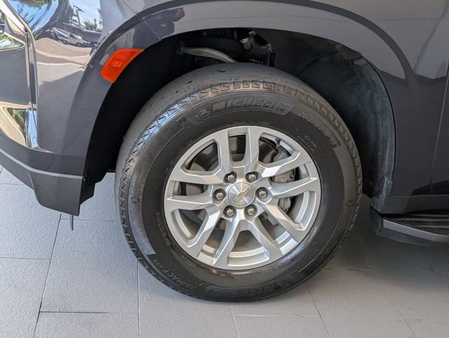 Used 2023 Chevrolet Tahoe LT RWD image 4