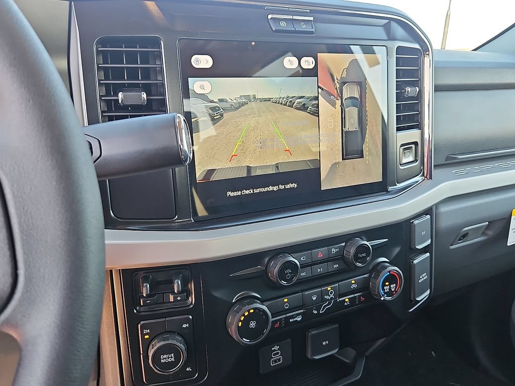 New 2026 Ford F350 XLT w/ XLT Premium Package AWD/4WD image 23