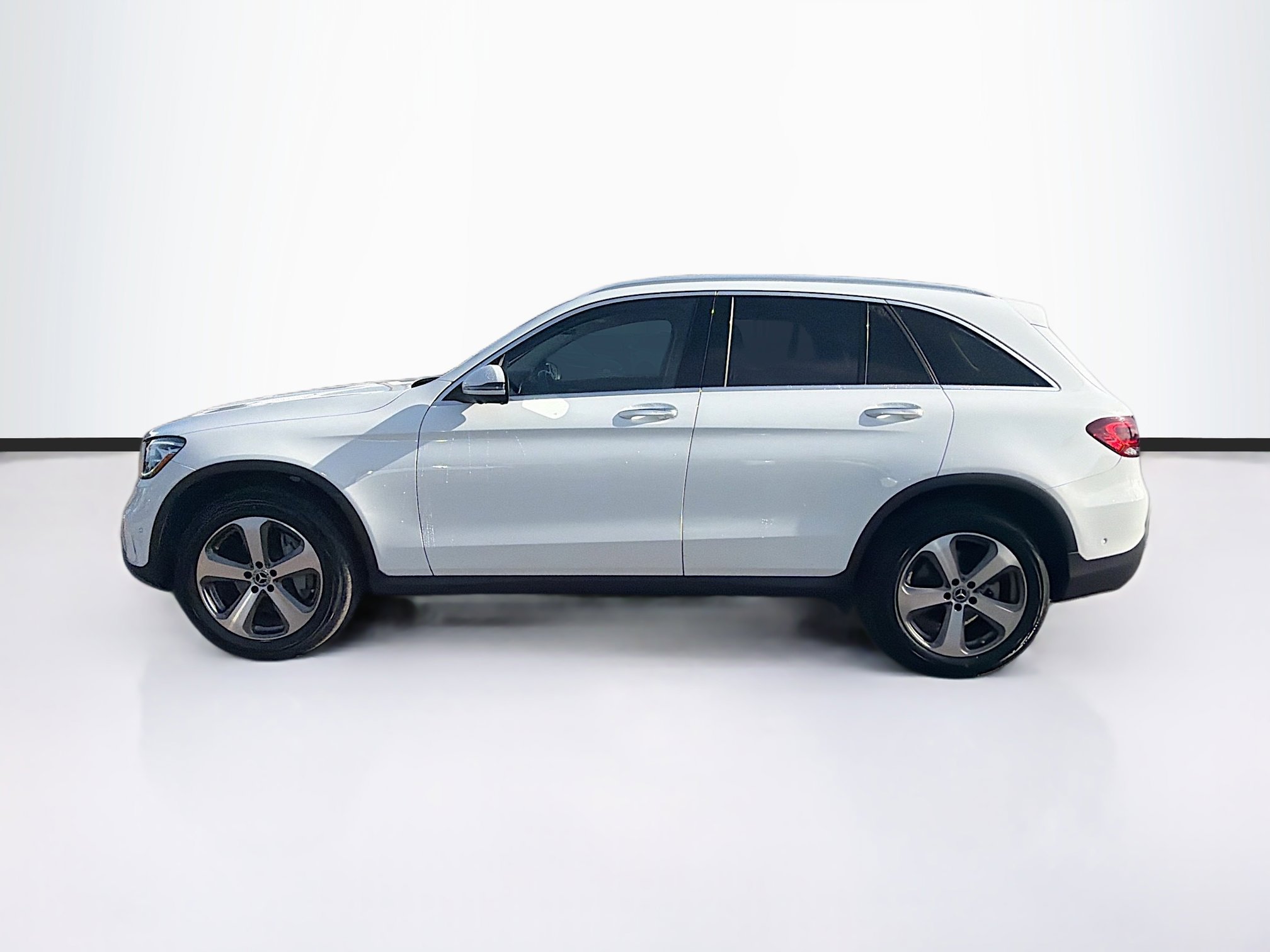 Used 2022 Mercedes-Benz GLC 300 image 6