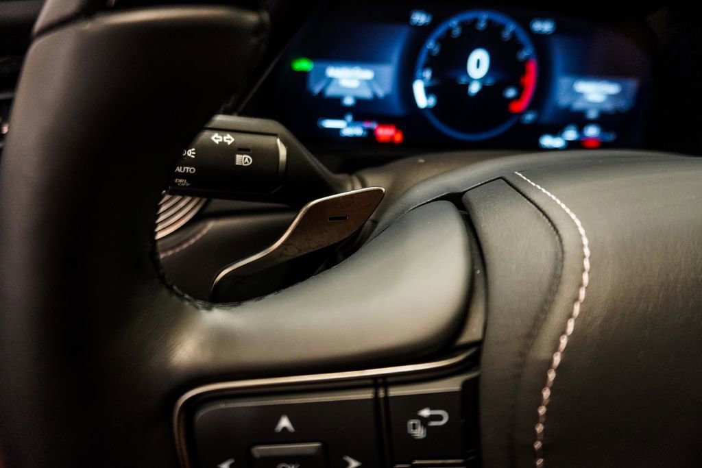 Used 2024 Lexus LS 500 AWD w/ Interior Upgrade Package image 20