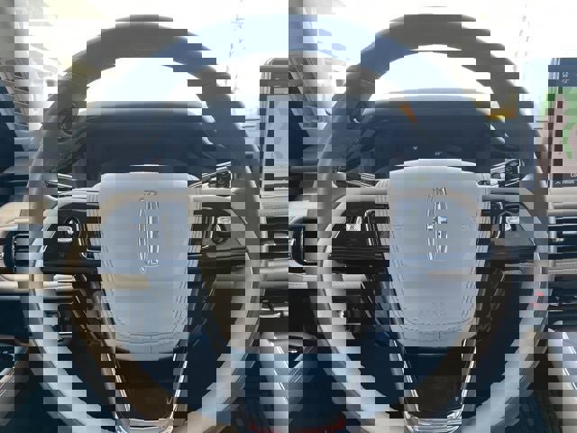 Used 2023 Lincoln Aviator Reserve w/ Elements Package Plus image 27