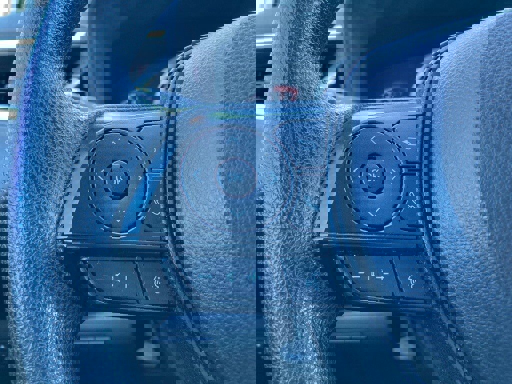 Used 2022 Toyota Corolla LE image 14