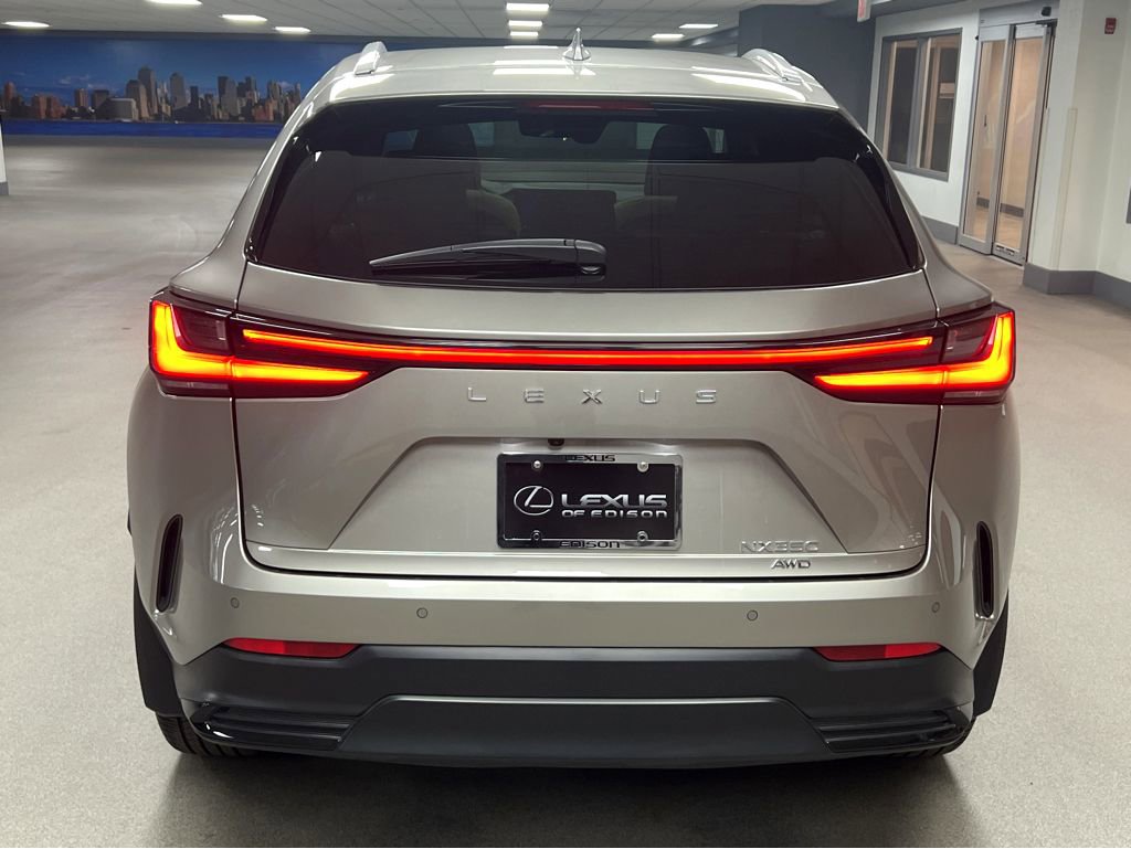 Used 2023 Lexus NX 350 AWD image 6